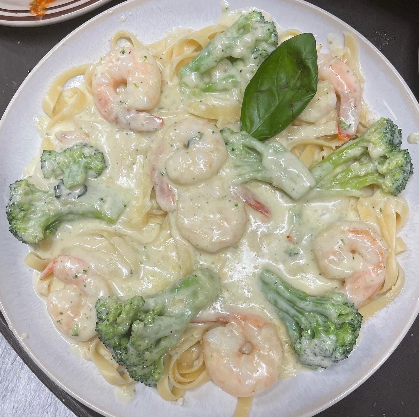 Order Shrimp & Broccoli Alfredo Pasta - Dinner food online from Sophia Italian Restaurant & Pizzeria store, Reading on bringmethat.com