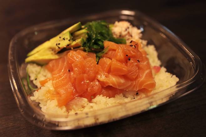 Order Salmon Bowl food online from Nori Sushi Eatery store, South Pasadena on bringmethat.com