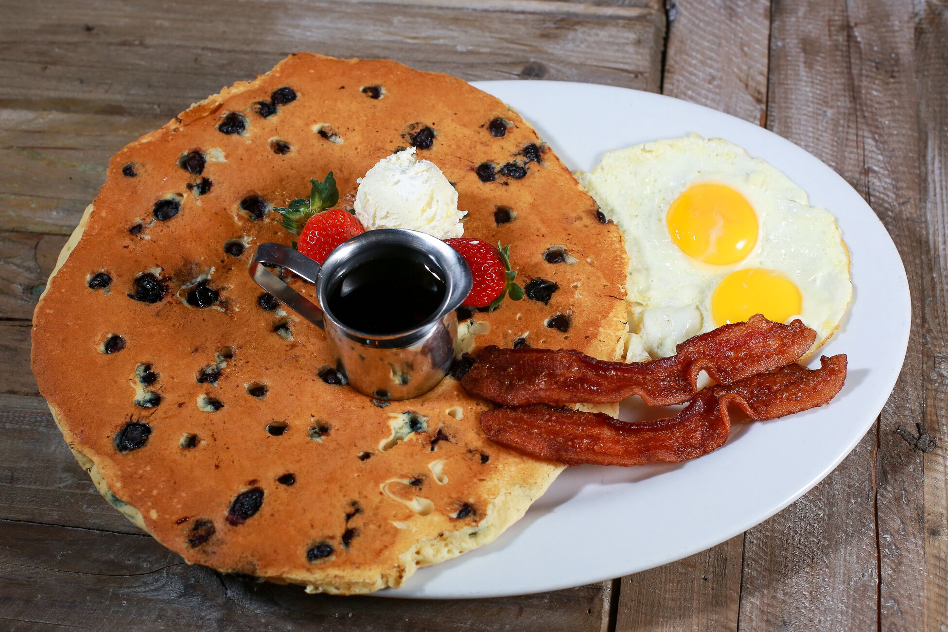 Order Flapjack Tractor Driver Combo food online from Hash House a Go Go store, Las Vegas on bringmethat.com