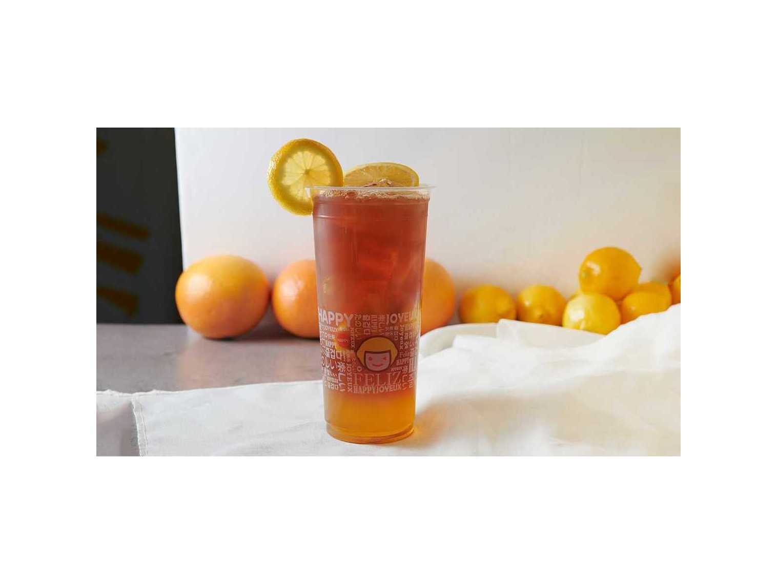 Order C2. Freshly Squeezed Lemon Black Tea food online from Happy Lemon store, Foster City on bringmethat.com