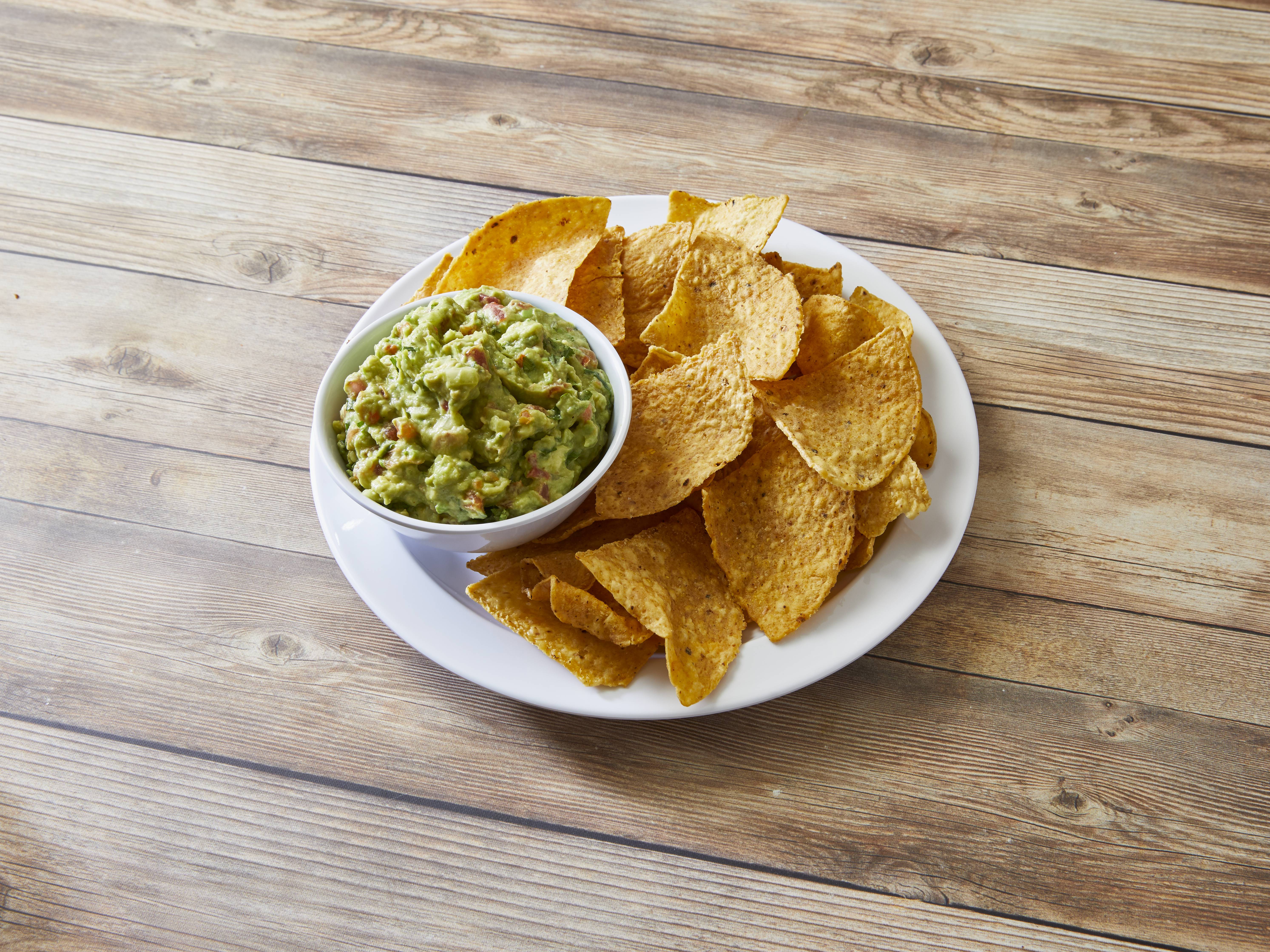 Order Guacamole and Chips food online from El Fast Burrito store, Des Plaines on bringmethat.com