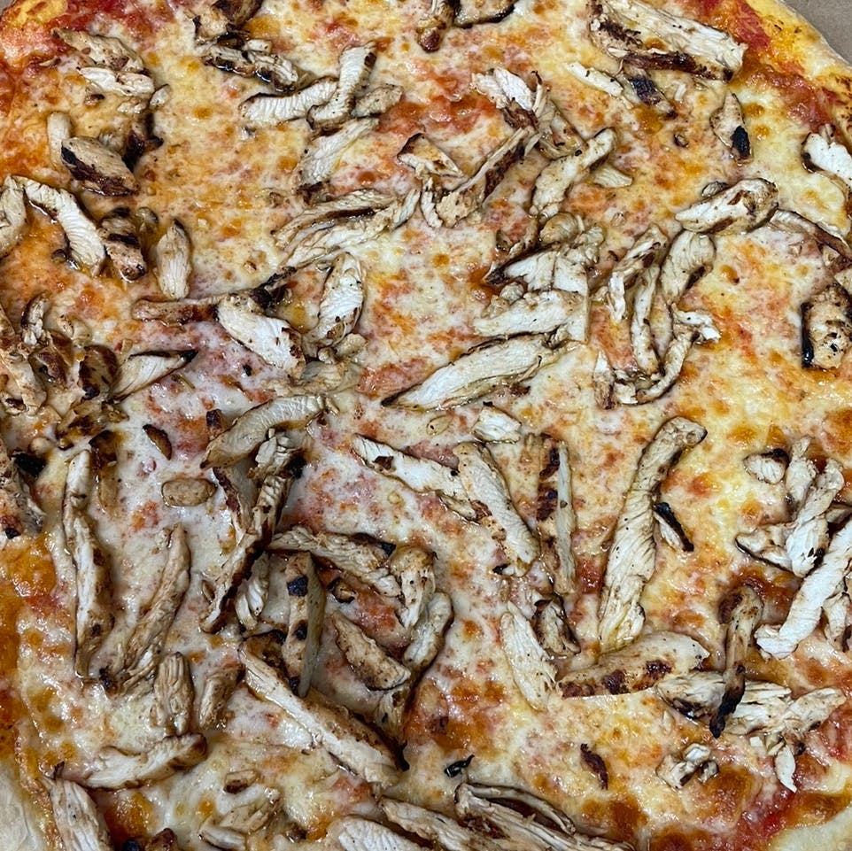 Order Personal Grilled Chicken Pizza - Personal food online from Davila's Pizza & Restaurant store, Hackettstown on bringmethat.com