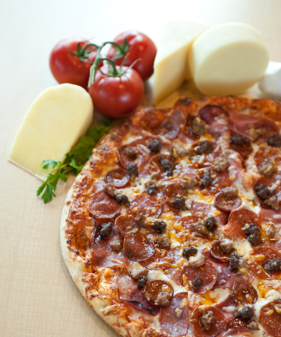 Order Meat-E-Or California Crust Pizza food online from Straw Hat Pizza store, Gilroy on bringmethat.com