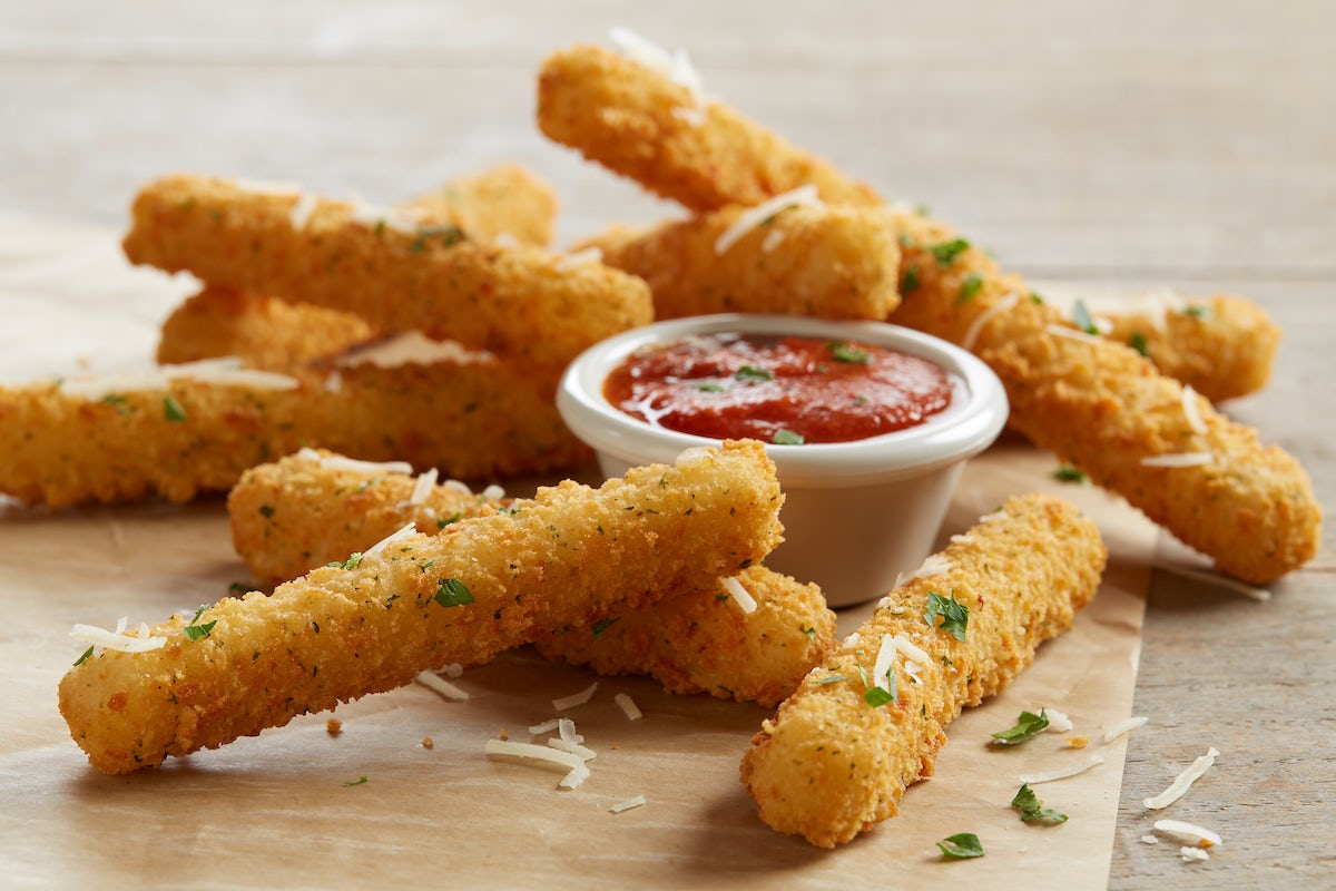 Order Mozzarella Sticks food online from BJ's Restaurant & Brewhouse store, West Covina on bringmethat.com