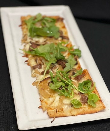 Order Woodland Flatbread food online from Emmett Brewing Company store, West Dundee on bringmethat.com