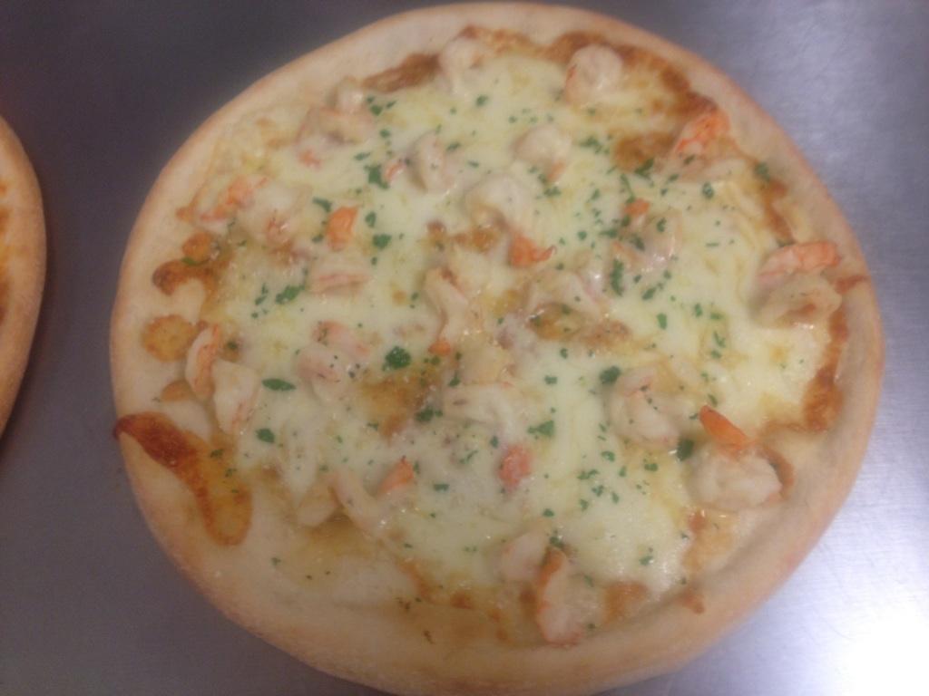 Order Shrimp Scampi Gourmet Pizza food online from Vinnie Pizza And Pasta store, Somerville on bringmethat.com