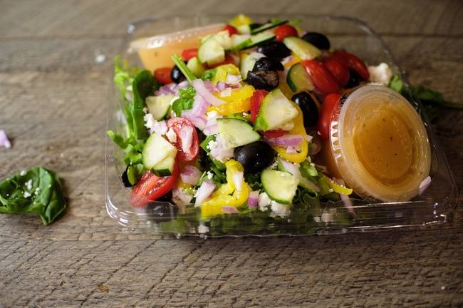 Order GREEK SALAD food online from Omelette Cafe store, Rincon on bringmethat.com