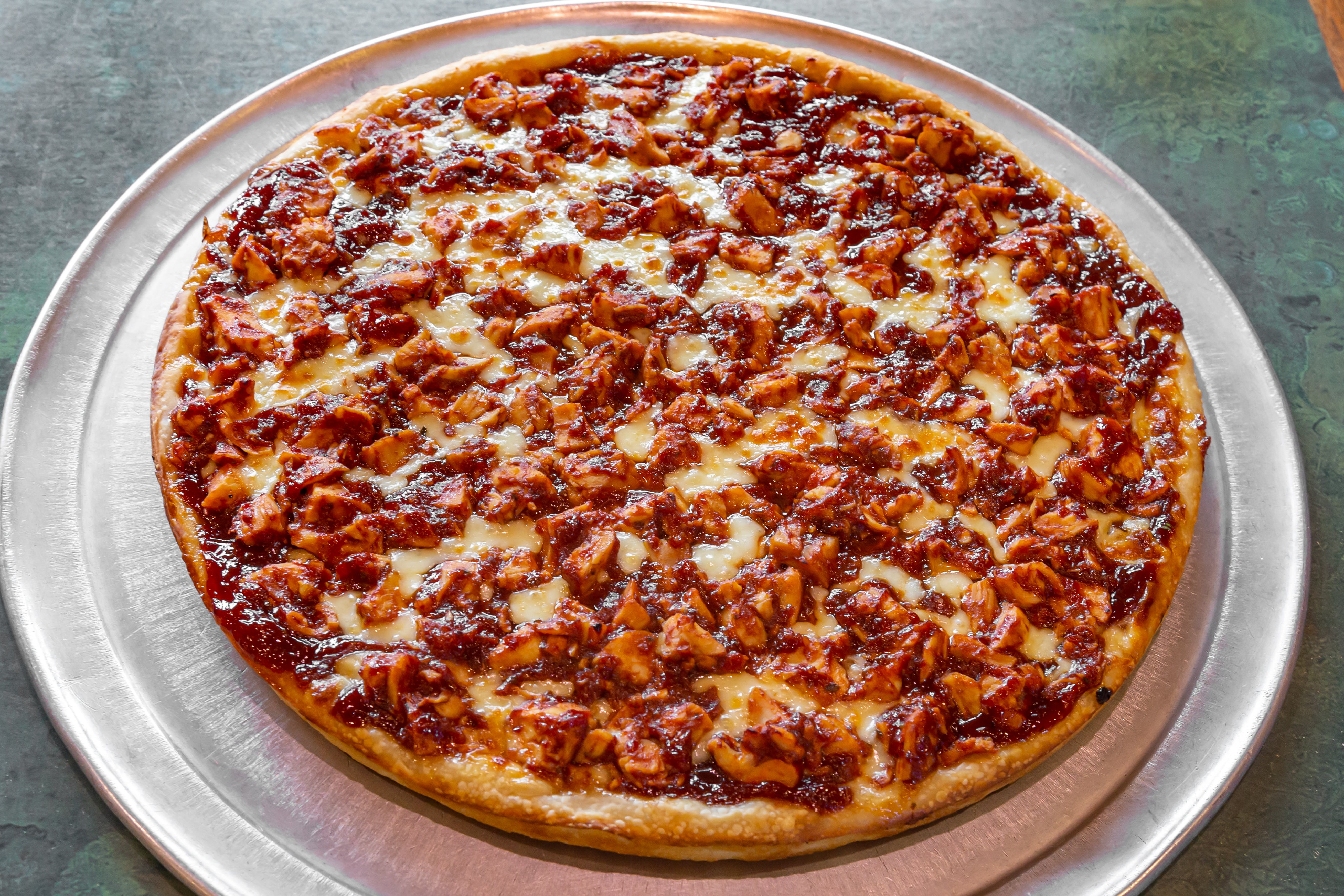 Order BBQ Chicken Pizza - 16" food online from Tony's Pizza store, Medford on bringmethat.com