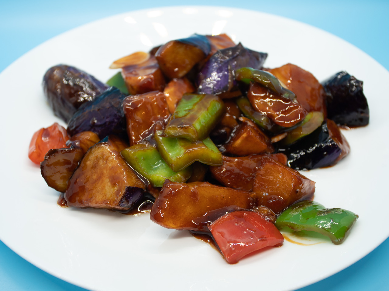 Order H6. Eggplant & Potatoes with Bell Pepper  地三鲜 food online from Hai master kitchen store, Laguna Woods on bringmethat.com
