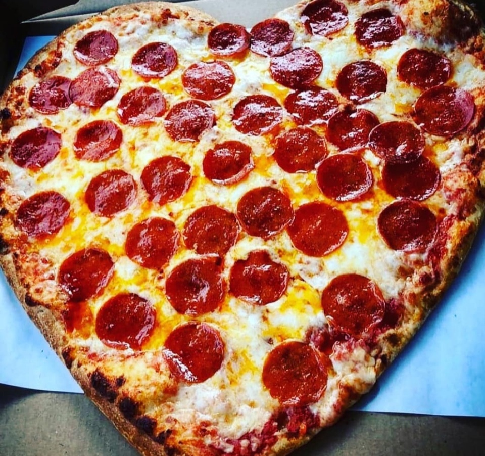 Order  Heart Shaped pizza food online from Woodridge Pizza store, Wood Ridge on bringmethat.com