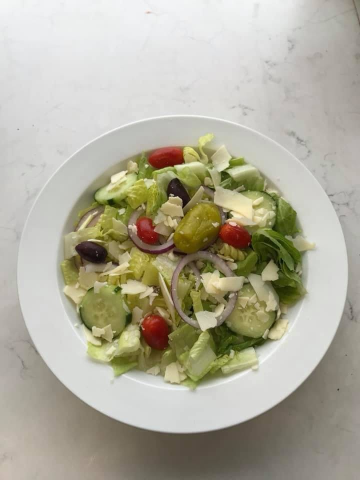 Order Garden Salad - Salad food online from Douglass Pizza & Grill store, Somerset on bringmethat.com