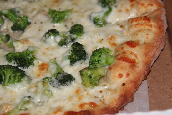 Order Lg White Broccoli pizza food online from Alfredo's Pizzeria & Restaurant store, Point Pleasant on bringmethat.com