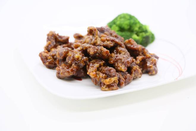 Order Sesame Beef 芝麻牛 food online from Uncle Chen's Chinese Restaurant store, State College on bringmethat.com