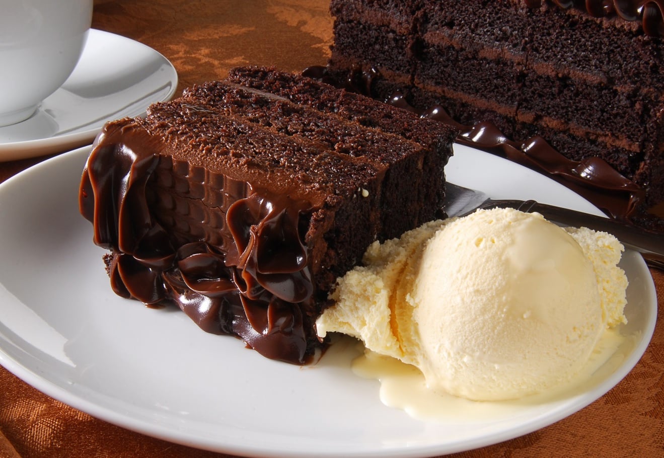 Order Chocolate Cake  food online from Las Brasas Charcoal Chicken store, Houston on bringmethat.com