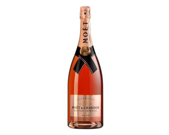 Order Moet & Chandon Nectar Imperial Rose Champagne 750  food online from Brothers Wine & Liquor store, Copiague on bringmethat.com