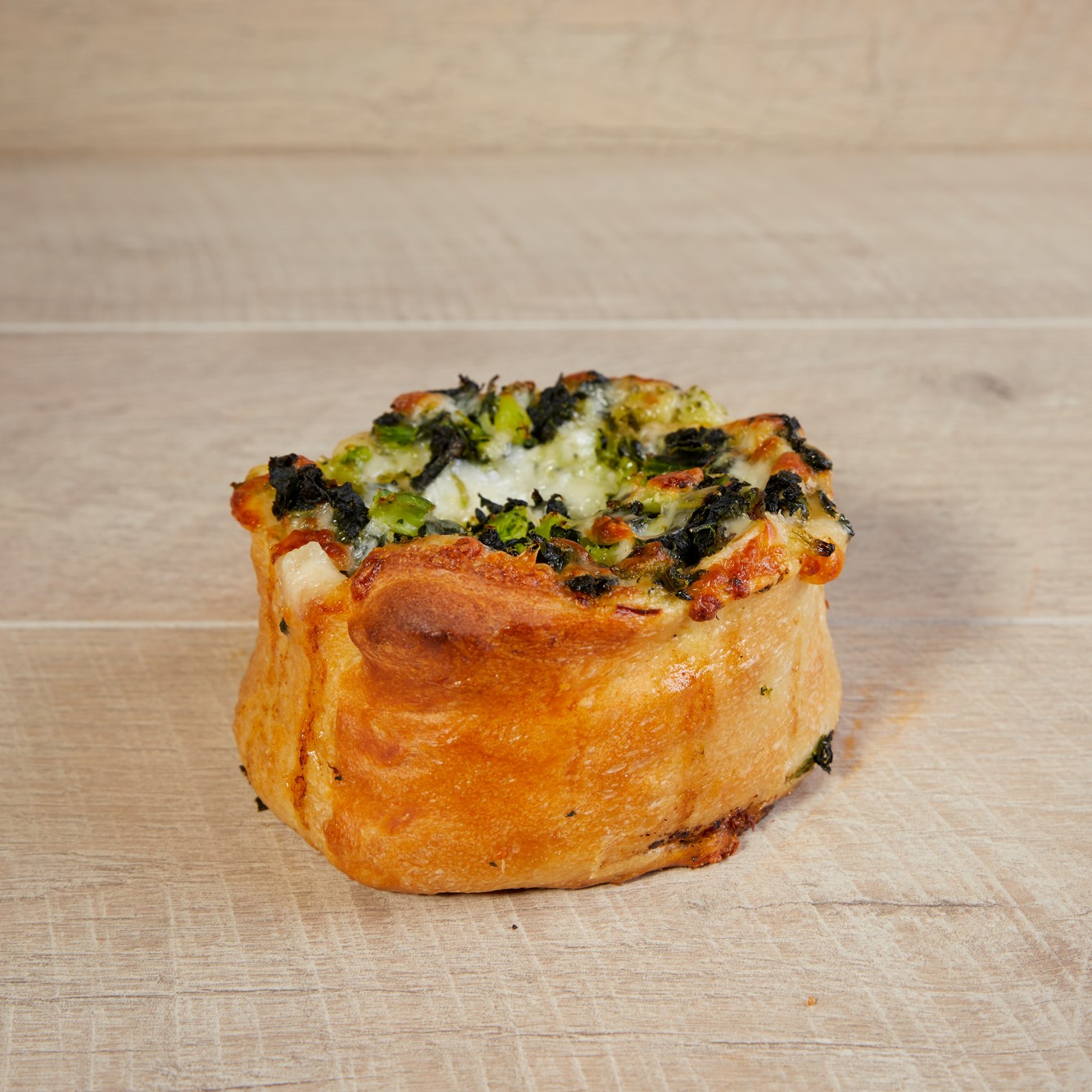 Order Spinach & Broccoli Pinwheel food online from Mario Pizzeria store, Commack on bringmethat.com
