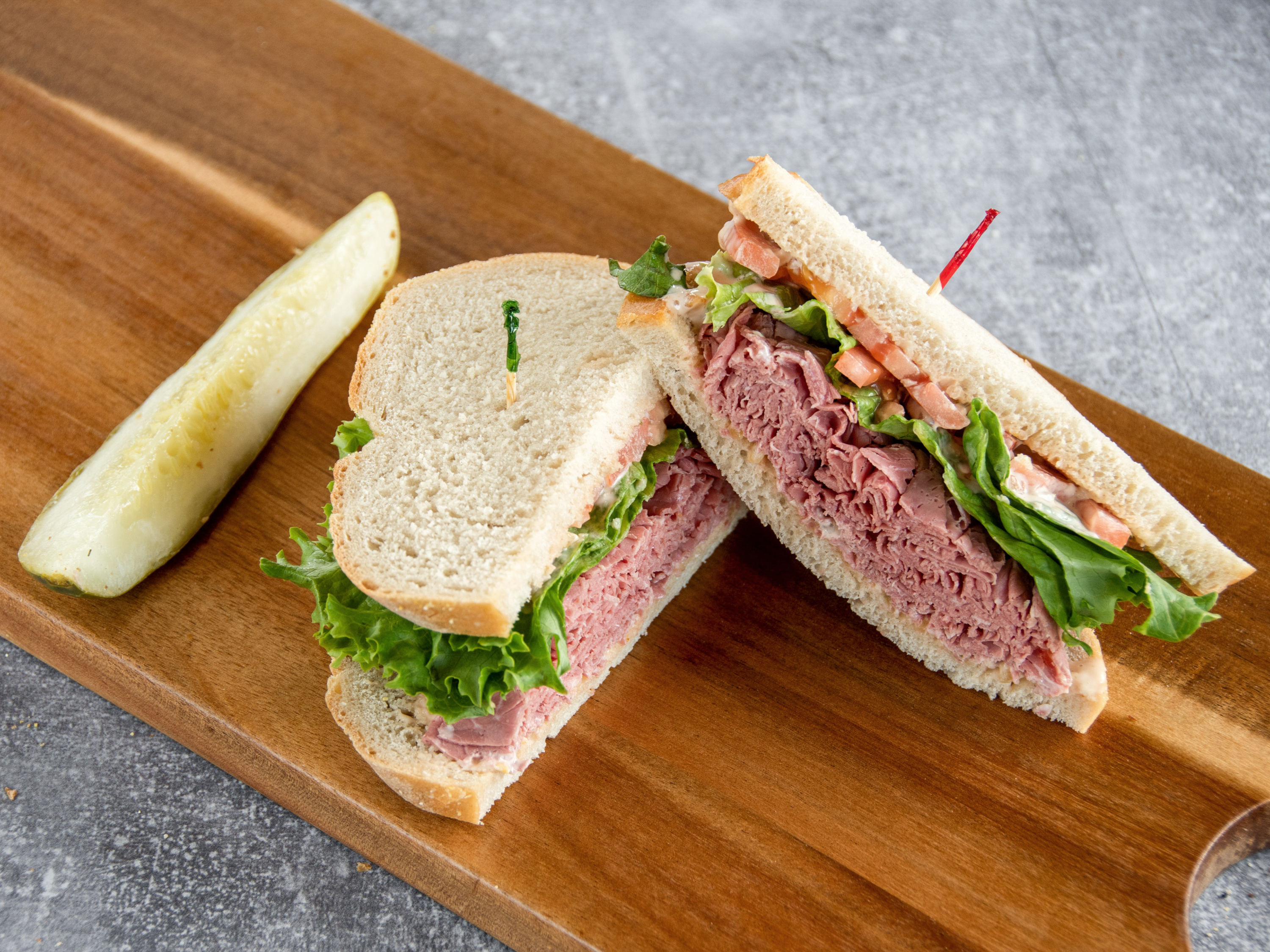 Order #4. Dinty Moore Sandwich food online from Breakaway Deli store, Troy on bringmethat.com