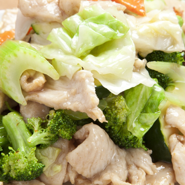 Order 27. Chicken with Assorted Veggies food online from Big Chopsticks store, Costa Mesa on bringmethat.com