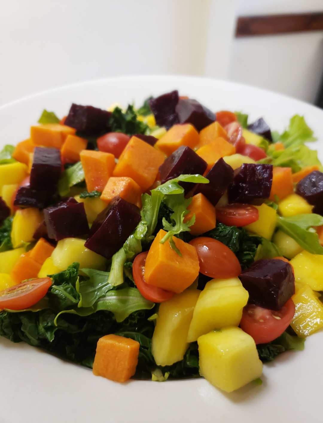 Order Kale and Mango Salad food online from Pico Cafe store, Los Angeles on bringmethat.com