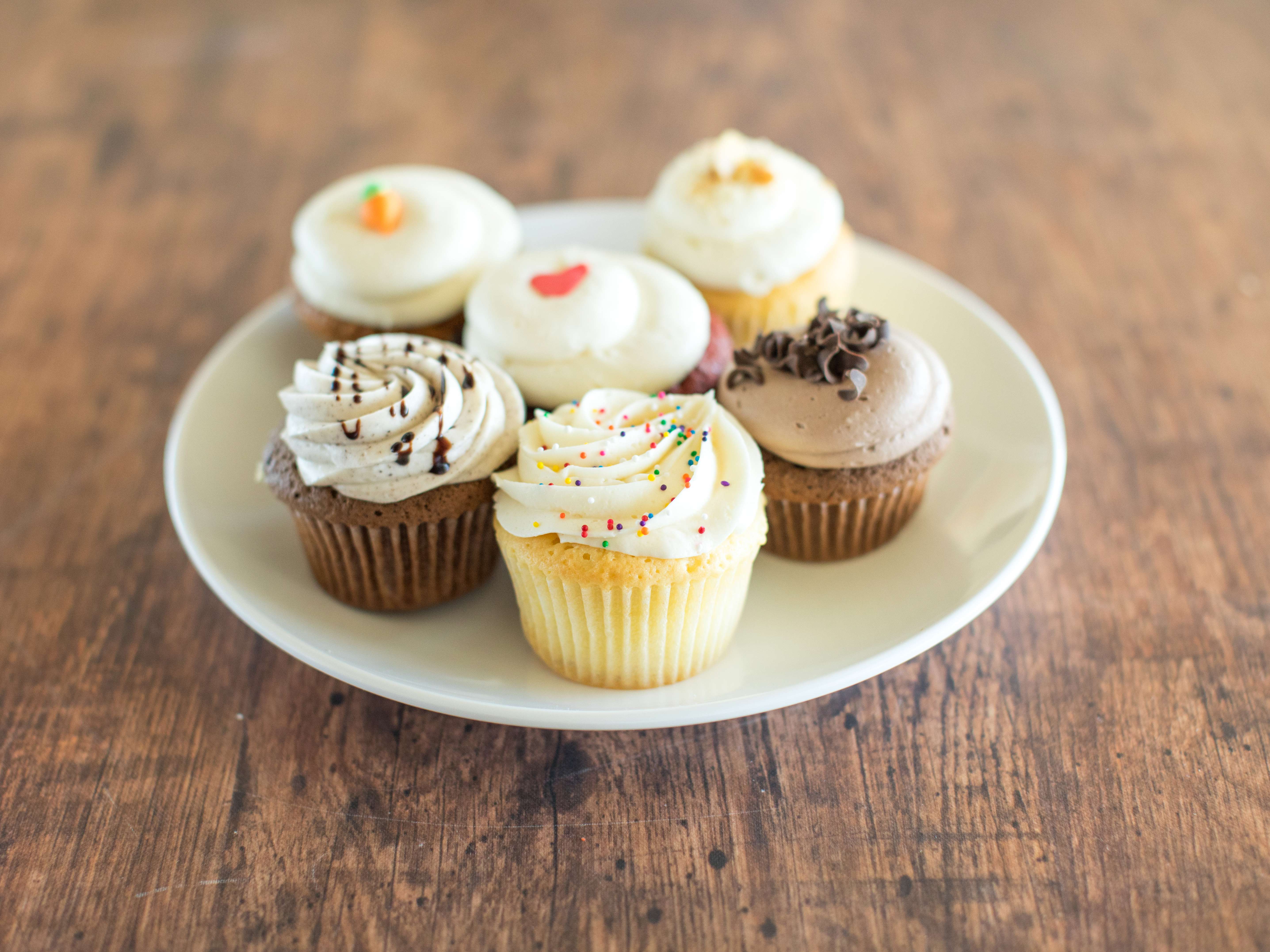 Order 1/2 Dozen Full Size Cupcake food online from Mo's Sweet Minis store, Richmond on bringmethat.com