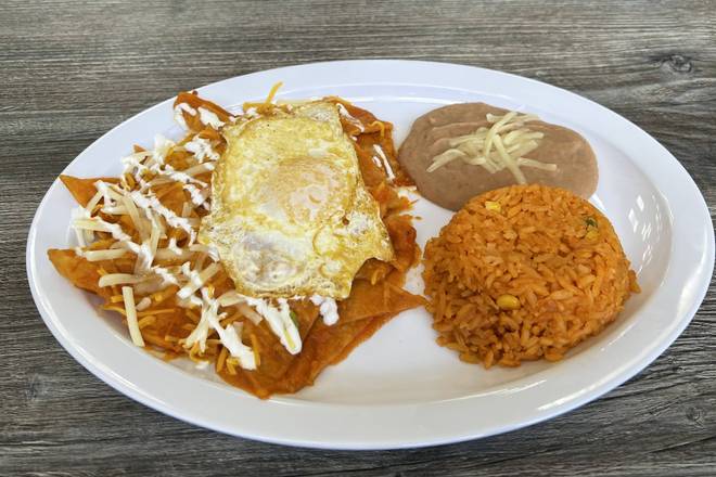Order Chilaquiles food online from Tacos Y Mas - Dallas store, Dallas on bringmethat.com