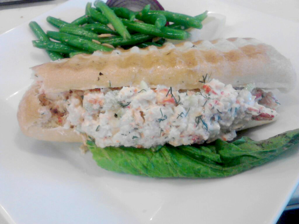 Order Colossal Lobster Roll food online from La Mer Seafood store, Armonk on bringmethat.com
