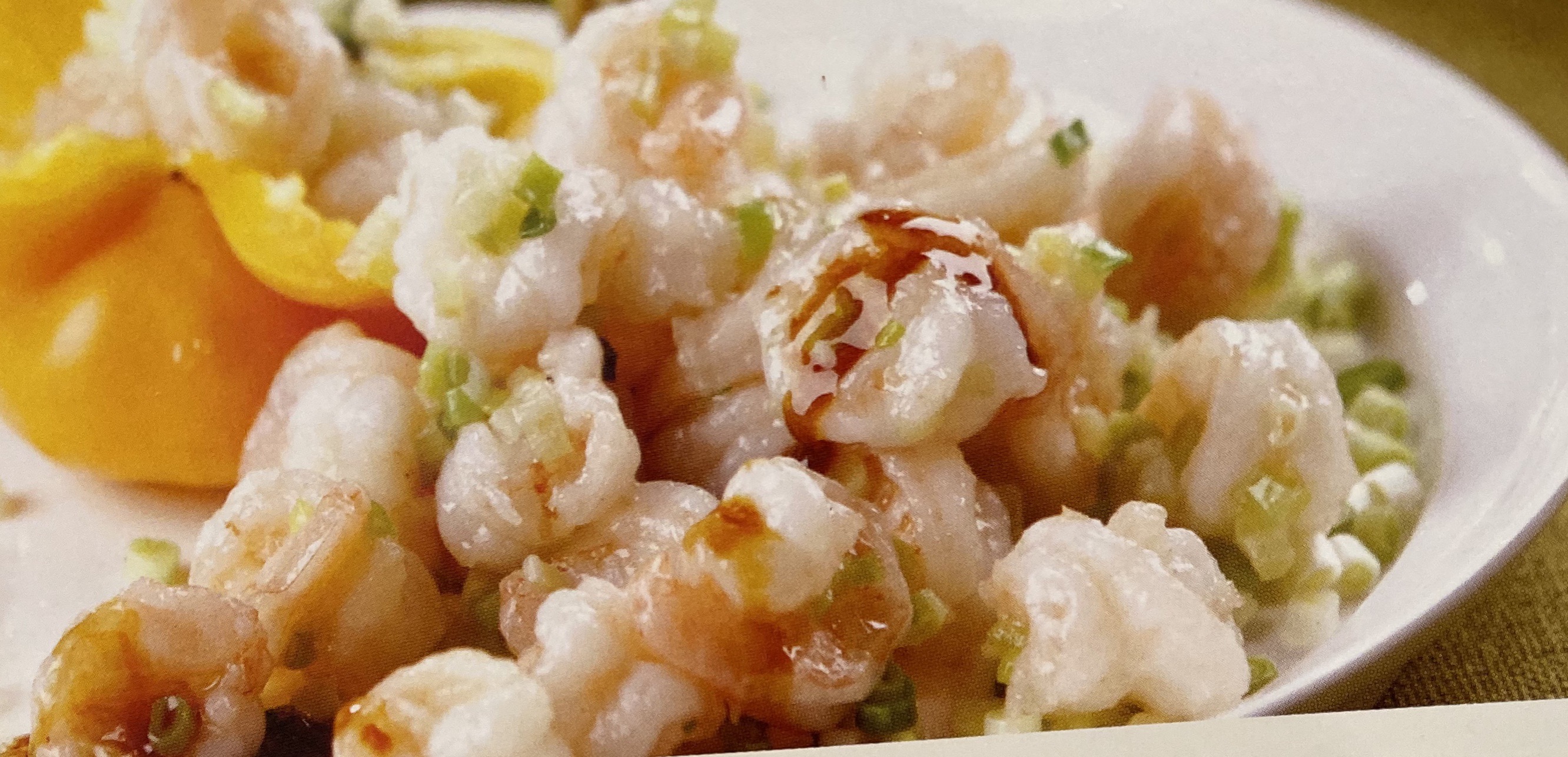 Order Sauteed Shrimp with Scallions 葱香虾 food online from Meizhou Dongpo store, Irvine on bringmethat.com