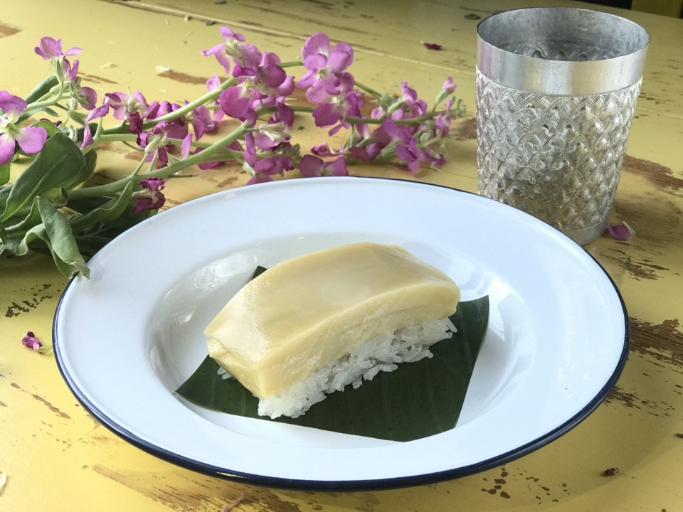 Order Sweet Sticky Rice with Egg Custard (GF) food online from Crying Thaiger store, Malden on bringmethat.com