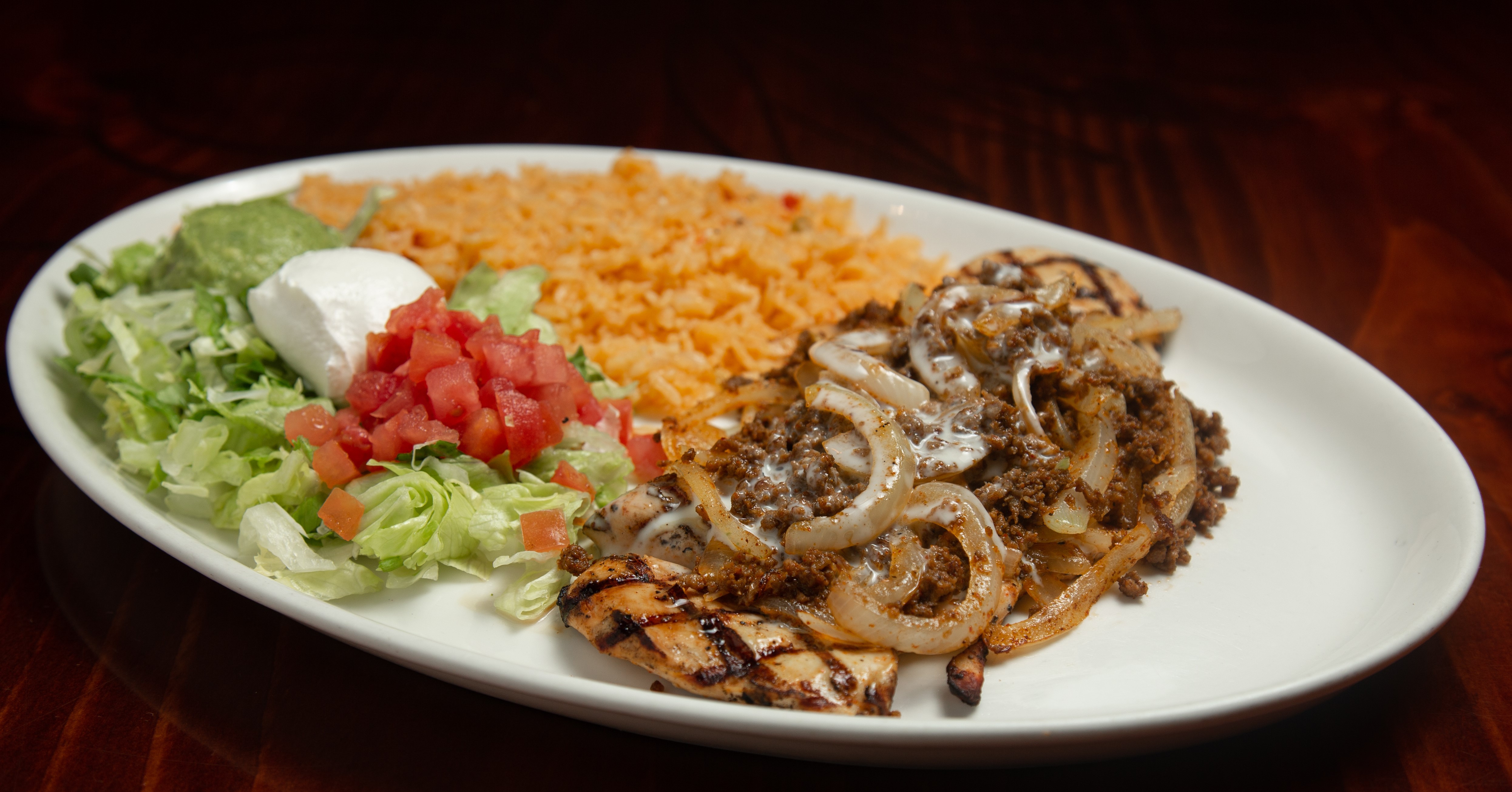 Order Chori Pollo Dinner food online from Pueblo Real store, Franklin on bringmethat.com