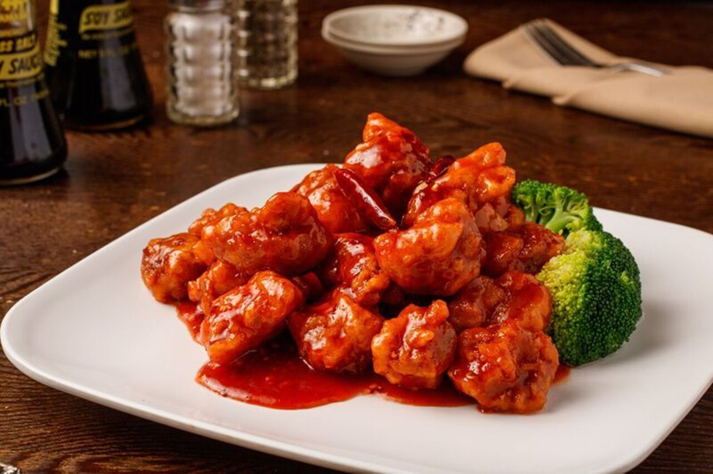 Order General Tso's Chicken food online from Sakura Japanese & Chinese Cuisine store, Victoria on bringmethat.com