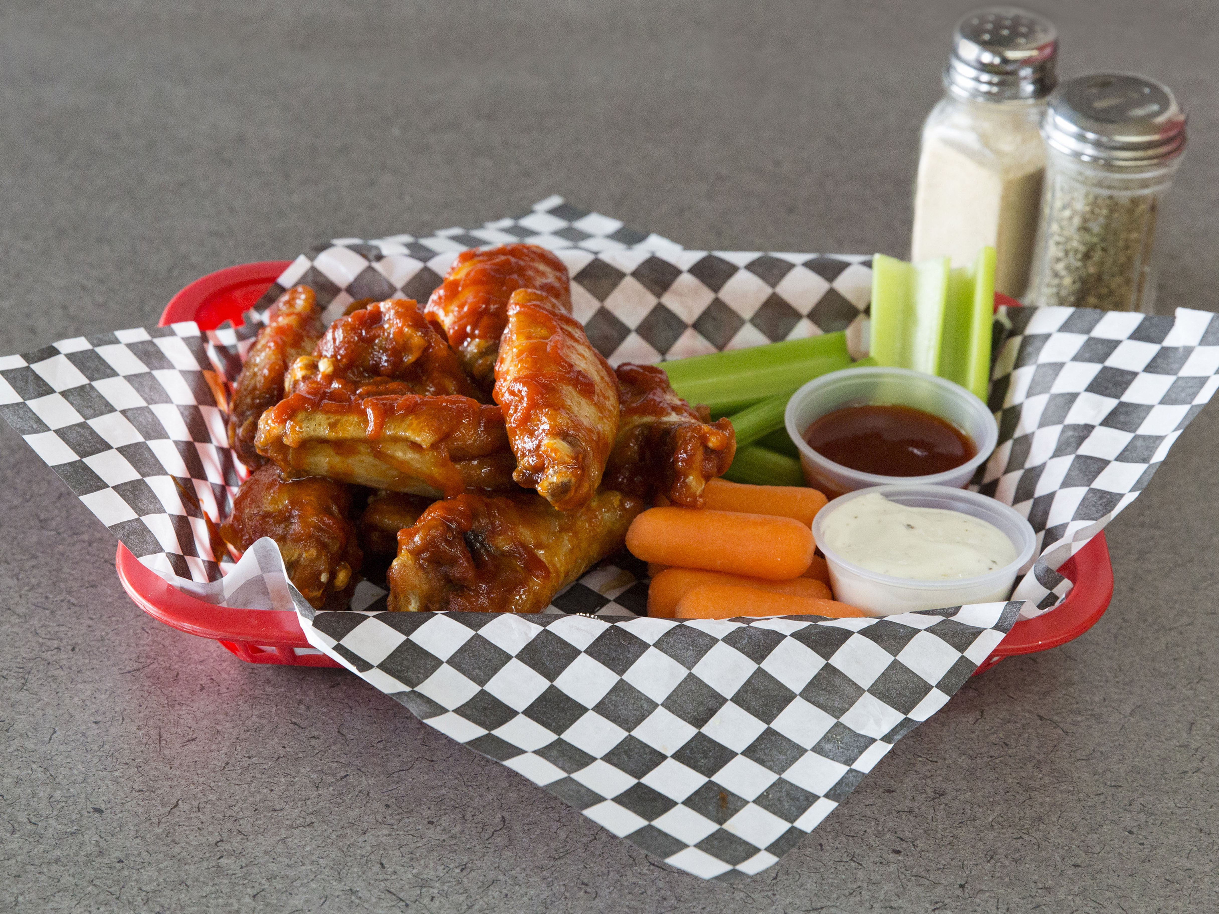 Order Traditional Wings food online from Pudge Bros Pizza store, Denver on bringmethat.com