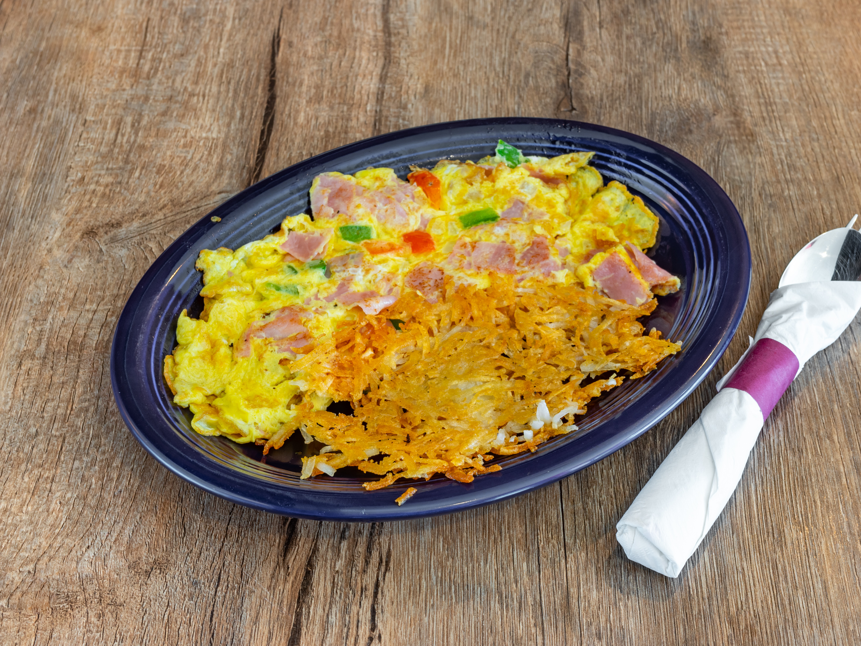 Order Western Omelette food online from Alondra's Cuisine store, Middletown on bringmethat.com