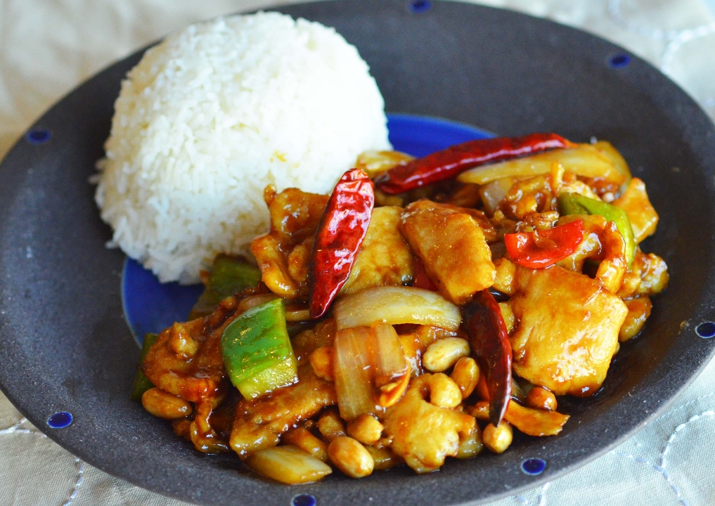 Order 宮保雞飯 Kung Pao Chicken food online from Phoenix Wings store, City of Industry on bringmethat.com