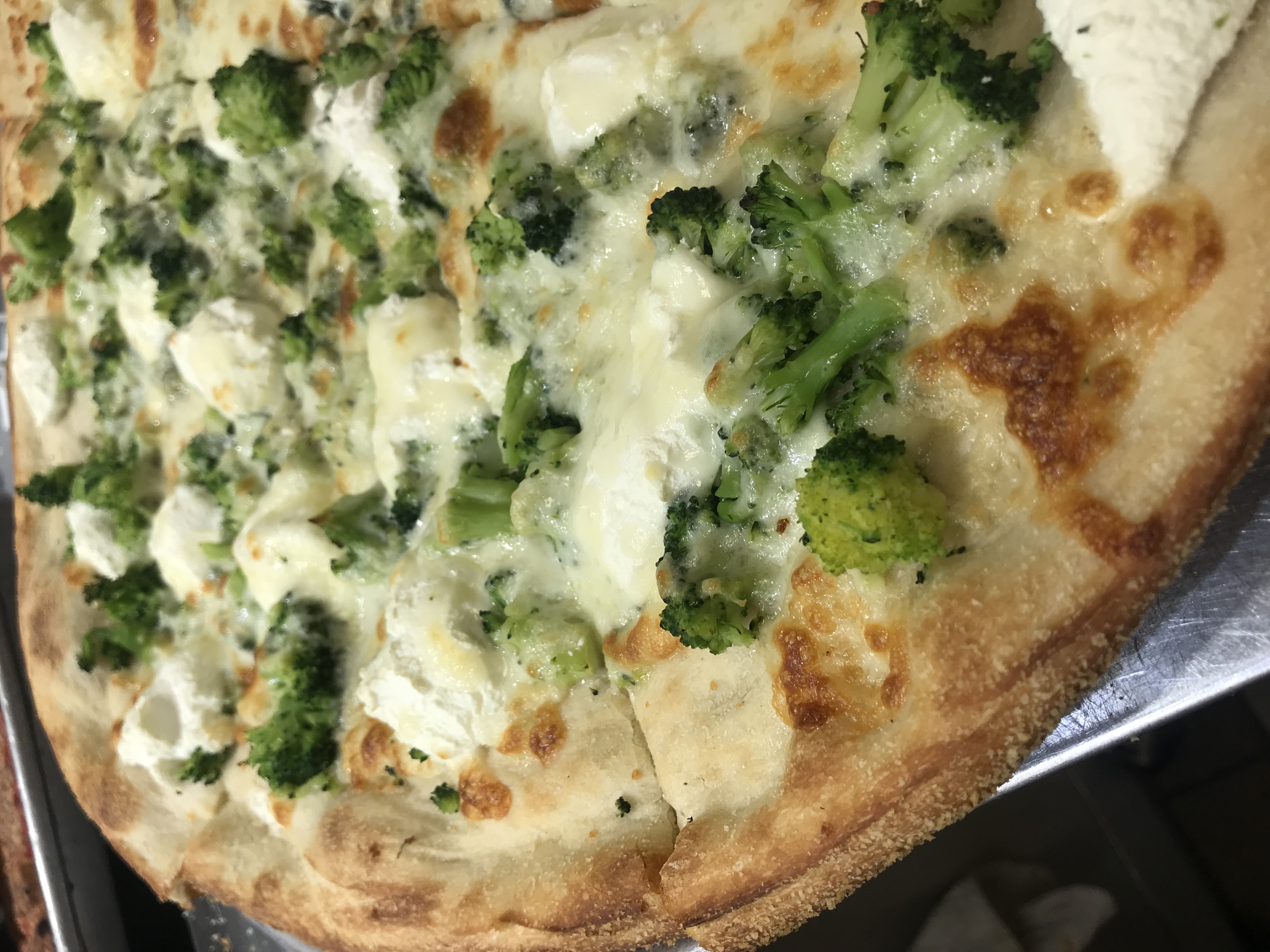 Order White Broccoli Pizza food online from Little italy pizza (92nd) store, New York on bringmethat.com