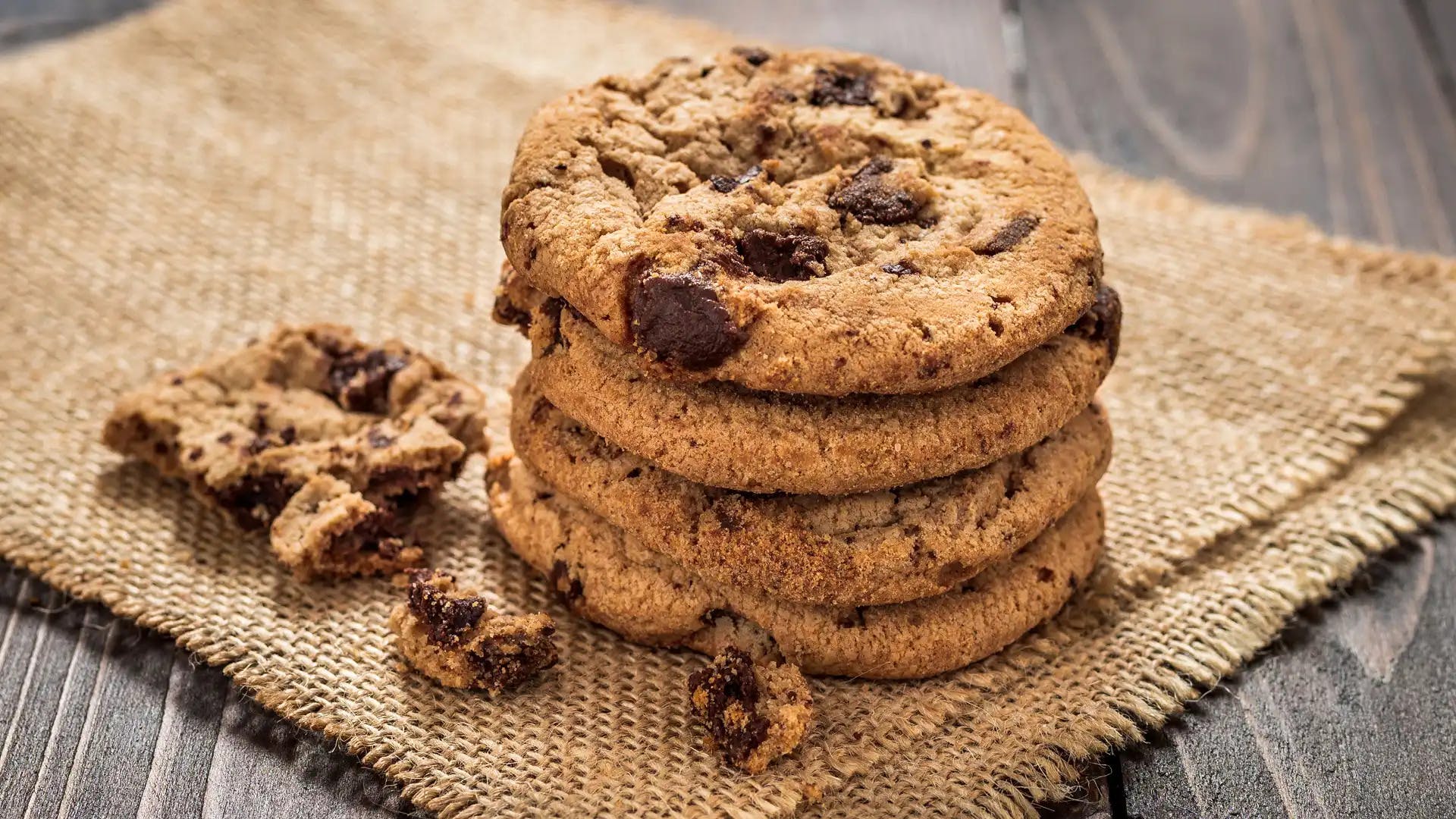 Order Chocolate Chip Cookie - 1 Piece food online from Schlotzsky's store, Madison on bringmethat.com