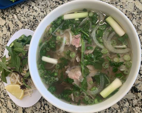 Order Pho Lee Special (Phởđặc Biệt) food online from Pho Lee store, Escondido on bringmethat.com