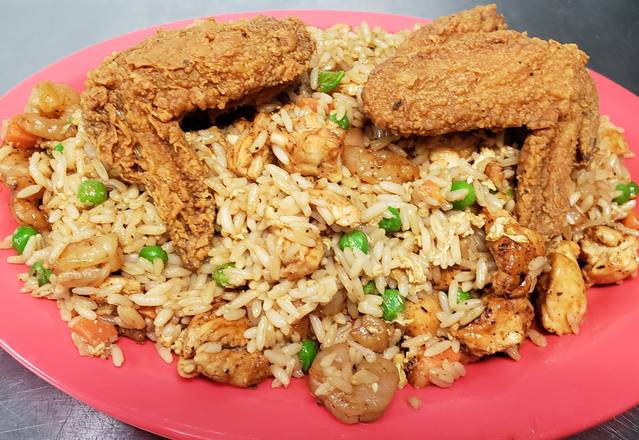 Order SHRIMP FRIED RICE W/2 WINGS food online from Louisiana Fried Chicken & Seafood store, Lamarque on bringmethat.com