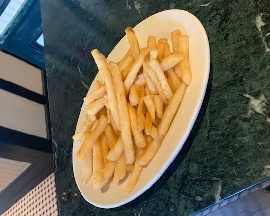 Order French Fries food online from Larchmont Tavern store, Larchmont on bringmethat.com