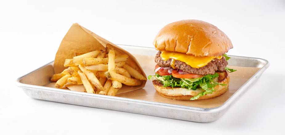 Order Cheddar Burger food online from Boomerjack's Grill & Bar store, Dallas on bringmethat.com