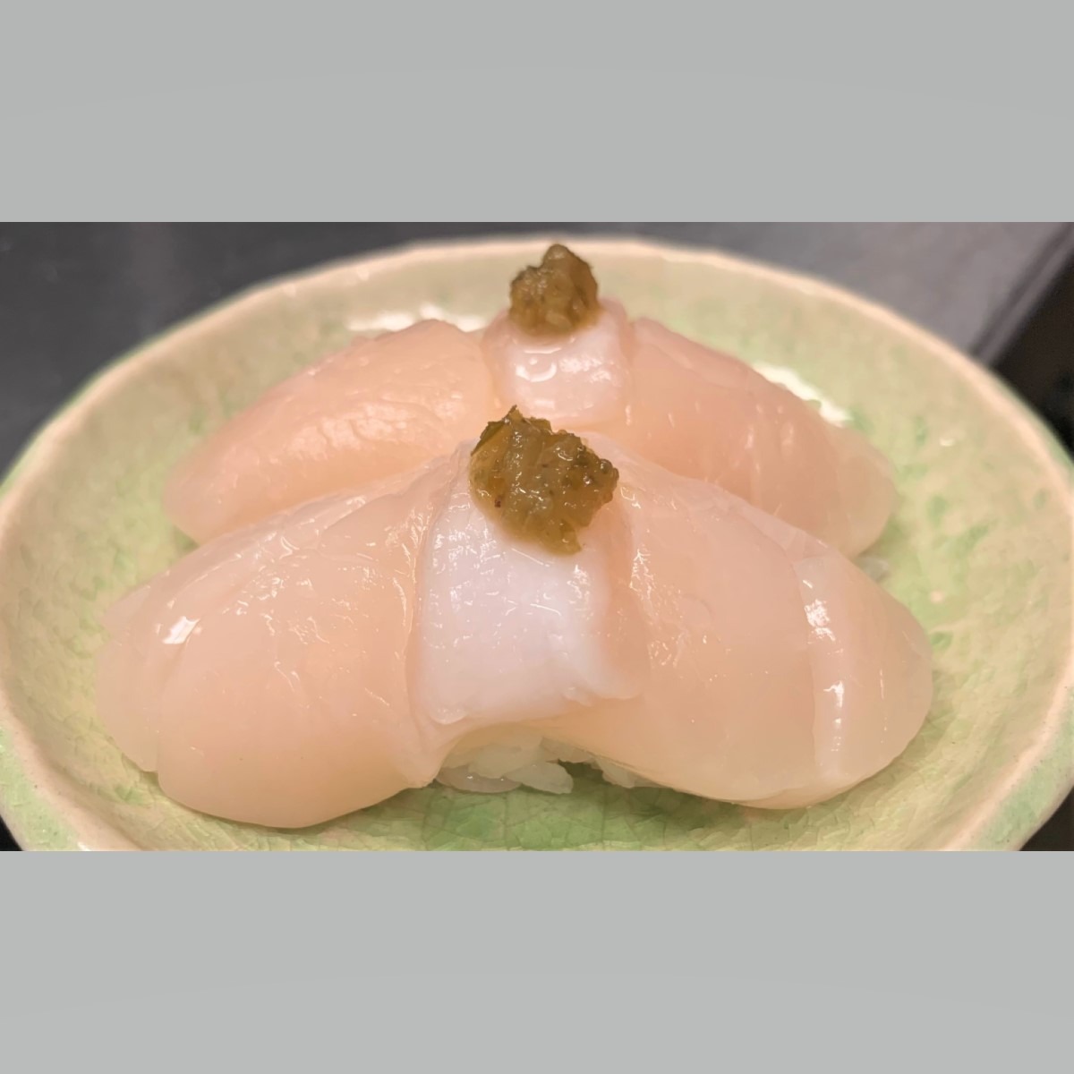 Order Jumbo Scallop Sushi food online from Noshi Sushi store, Los Angeles on bringmethat.com