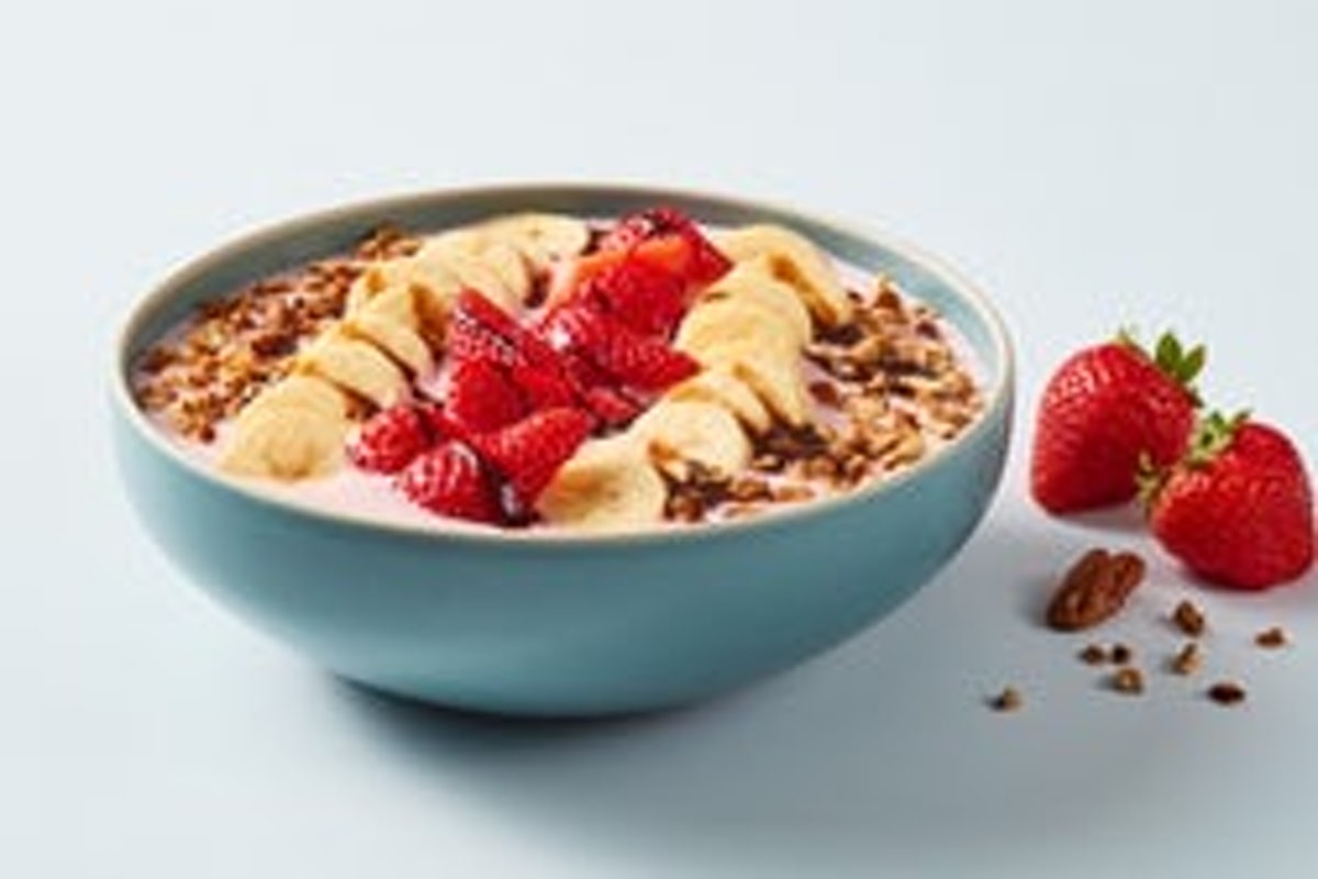 Order Strawberry Banana Bowl food online from Village Bowls store, Chicago on bringmethat.com