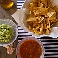 Order Chips & Guacamole food online from Mariscos Mar Azul store, Yuma on bringmethat.com