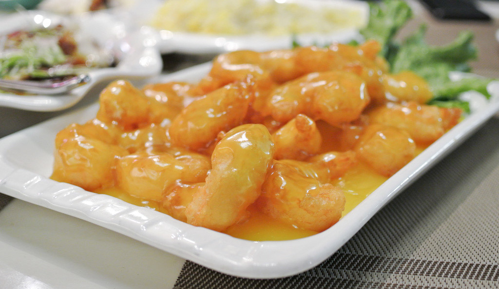 Order Lemon Shrimp 檸檬蝦 food online from Fey Restaurant store, Menlo Park on bringmethat.com