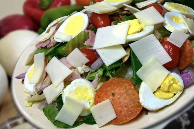 Order Chef's Super Salad food online from B.C. Pizza store, Grand Rapids on bringmethat.com
