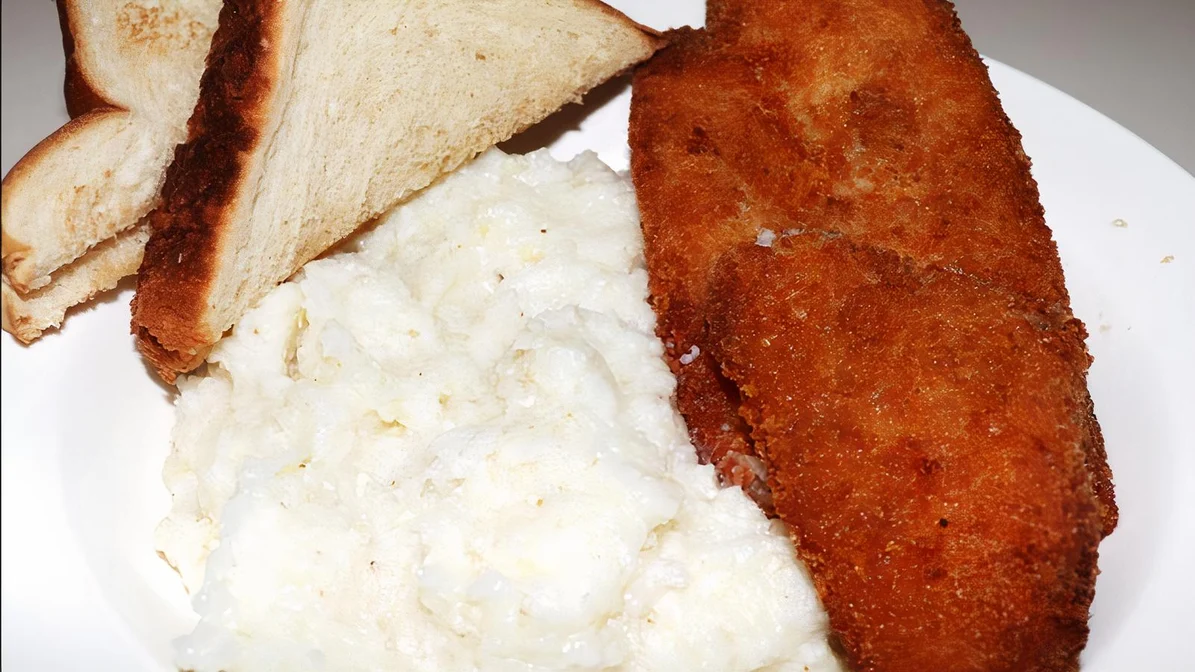 Order Fish and Grits food online from Lee Family Deli store, Camden on bringmethat.com