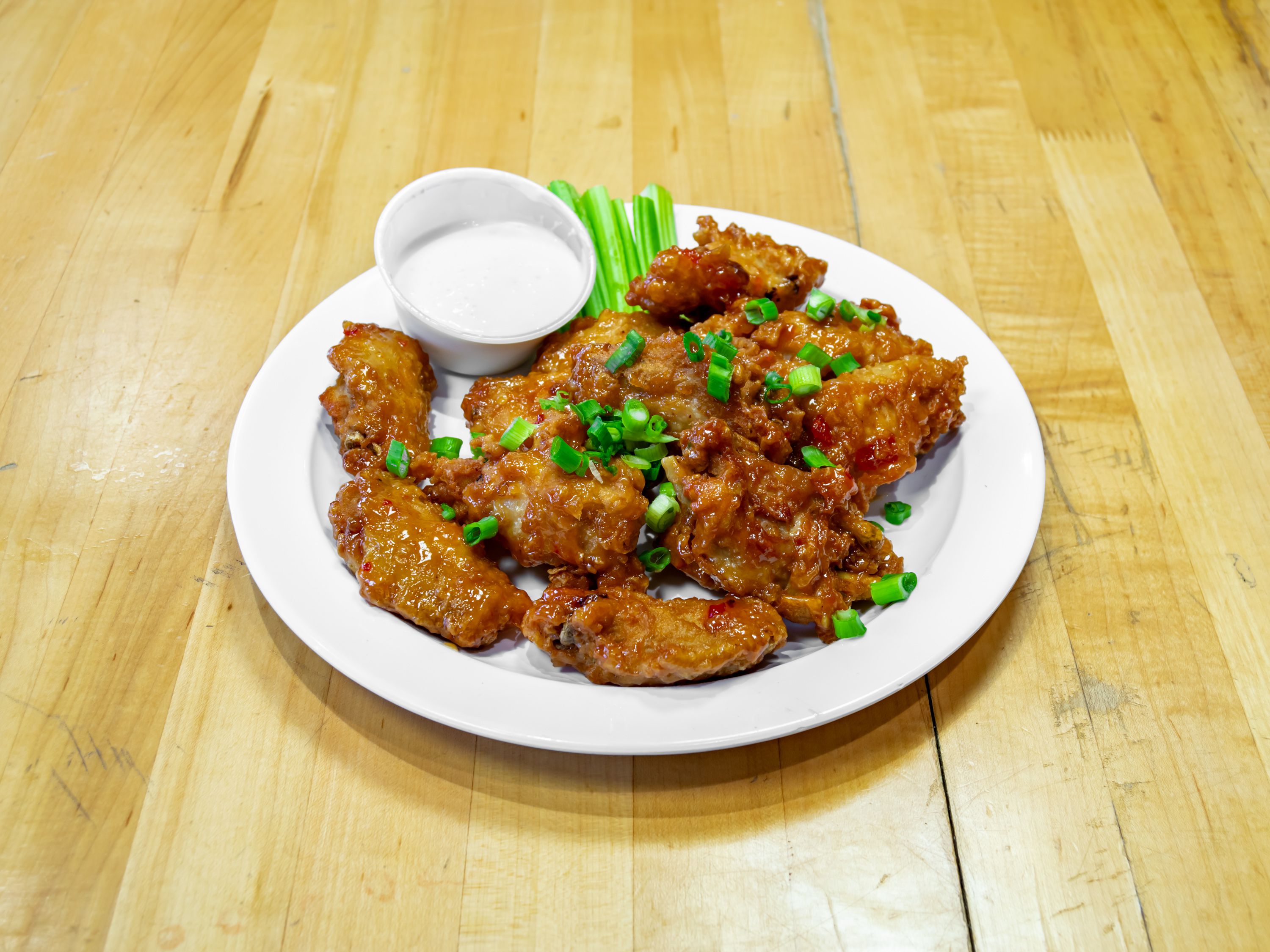 Order Tossed Chicken Wings food online from Paolo Kitchen store, New Providence on bringmethat.com