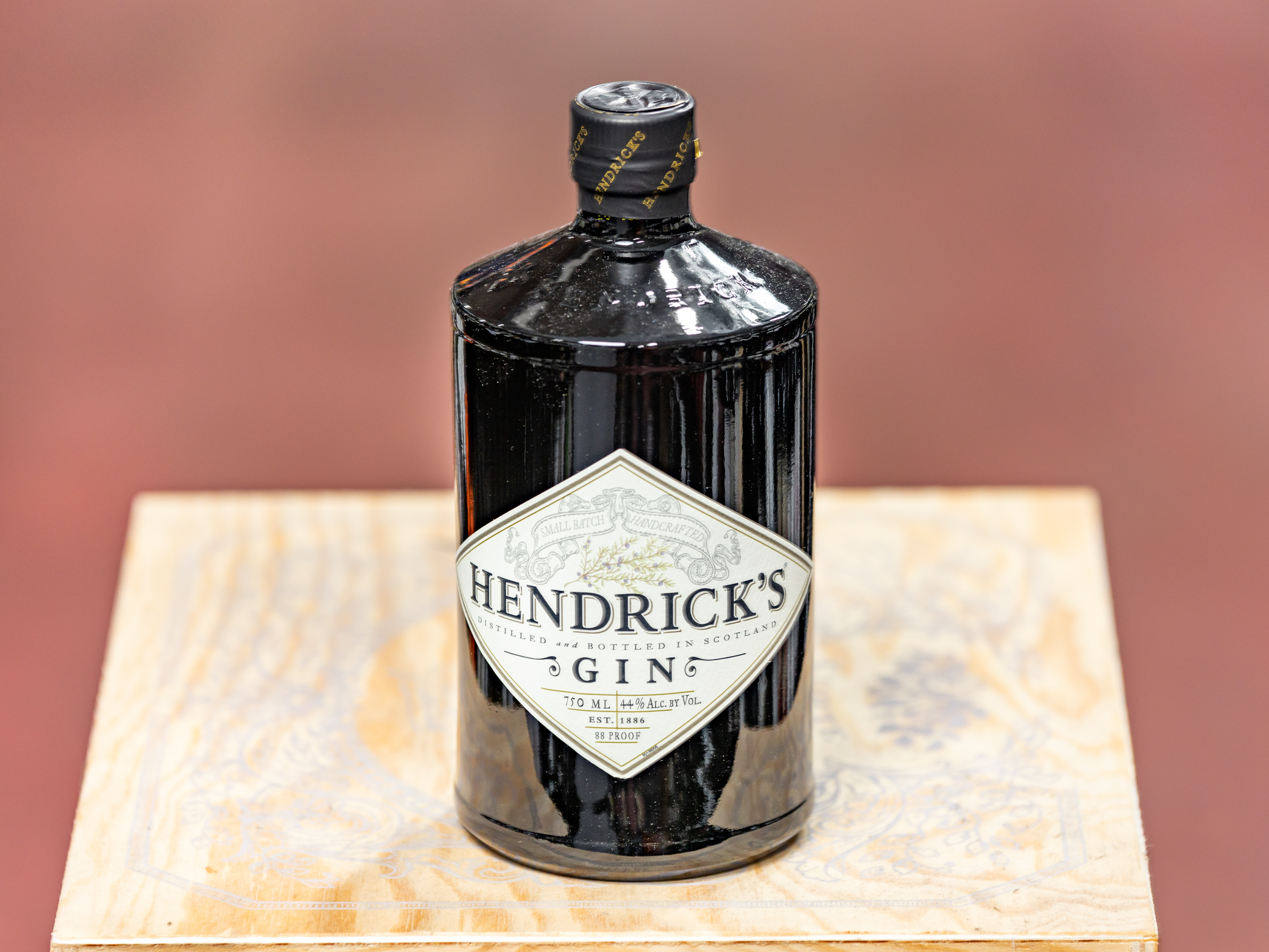 Order Hendrick's, 750 ml. Gin  food online from Armenetti Town Liquor Inc store, Chicago on bringmethat.com