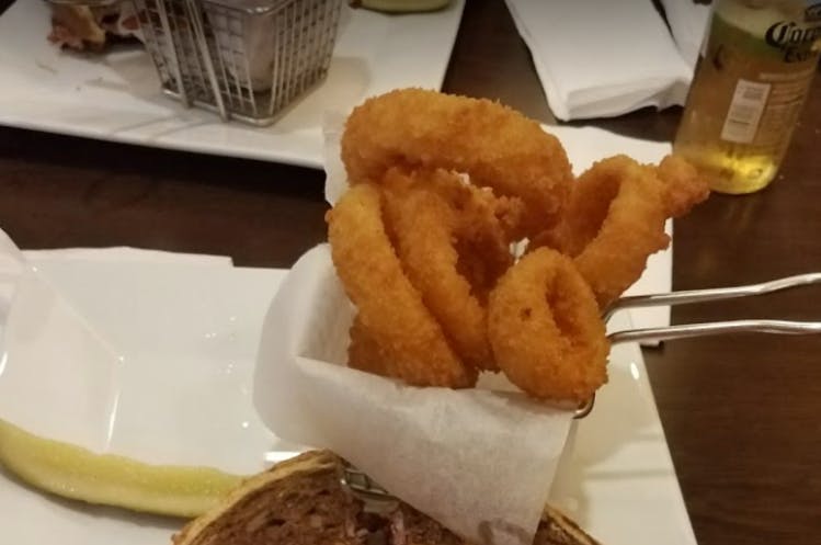 Order Onion Rings - Appetizer food online from La Cantina Bar & Grill store, Plainfield on bringmethat.com