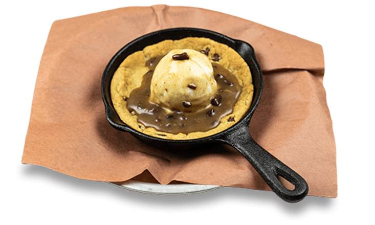 Order Skillet Cookie food online from Famous Daves Legendary Pit Bar-B-Que store, Peoria on bringmethat.com