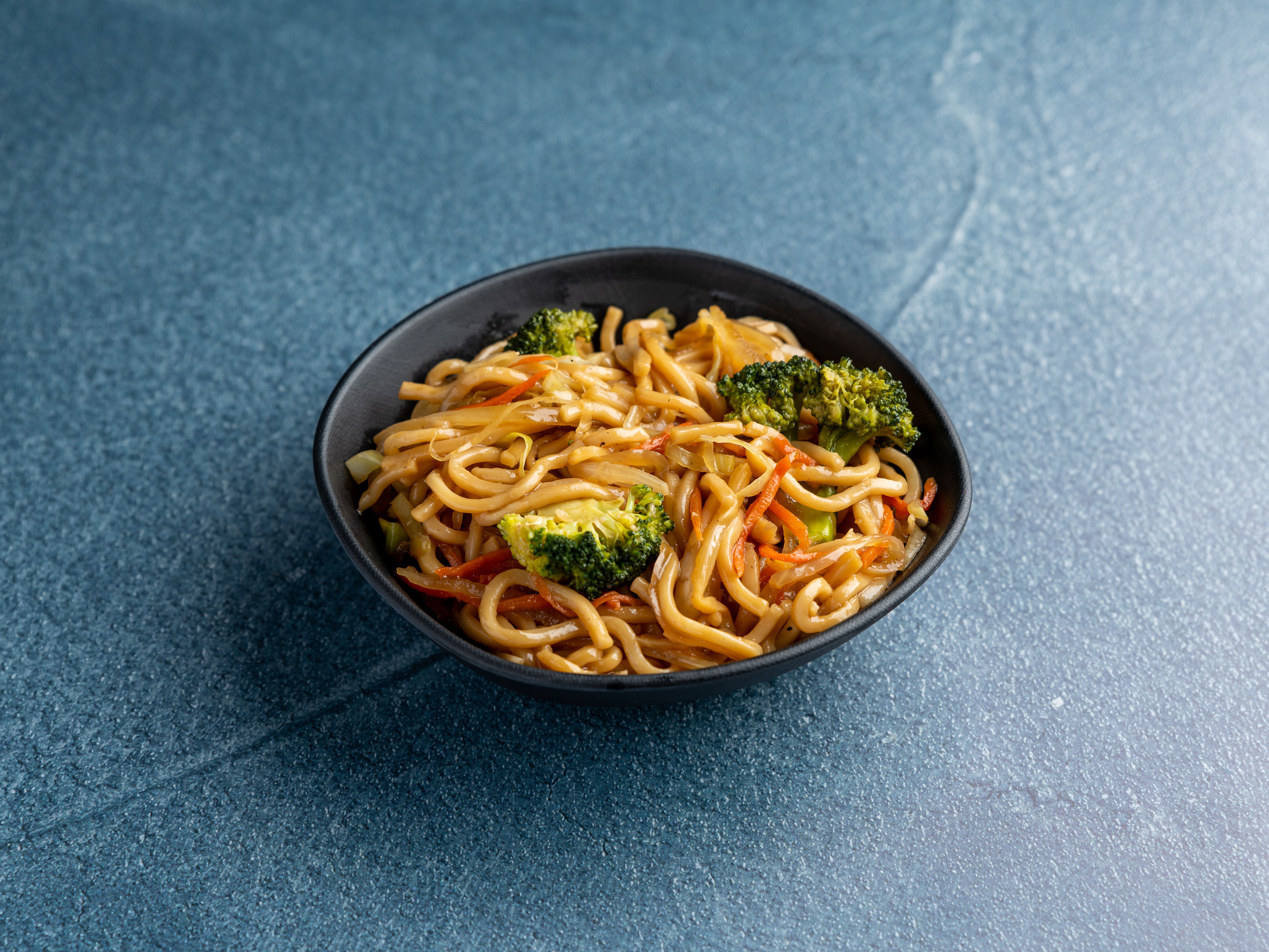 Order 1. Vegetable Lo Mein food online from Red Dragon Chinese Restaurant store, Denver on bringmethat.com
